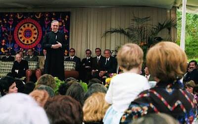 Cómo mejorar el modo de ser con ayuda de los santos